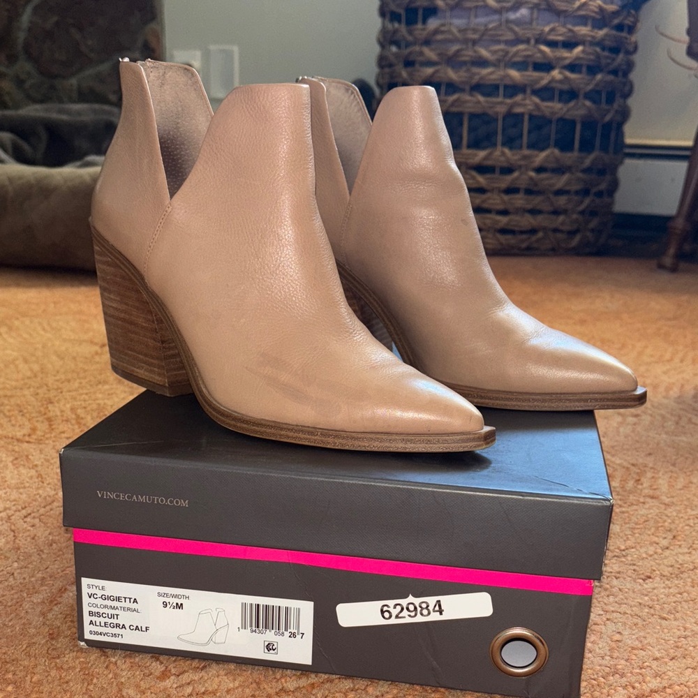 Vince Camuto Gigietta Ankle Booties - Taupe